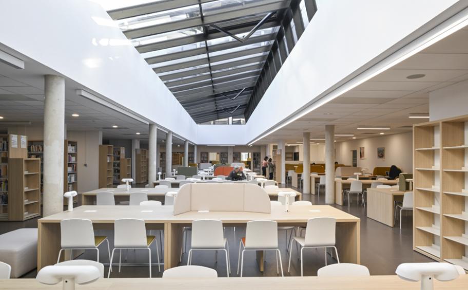 Handover of the 58,000m2 Bordeaux Montaigne Montesquieu Campus after 24 months of refurbishment on an occupied site by Eiffage Construction