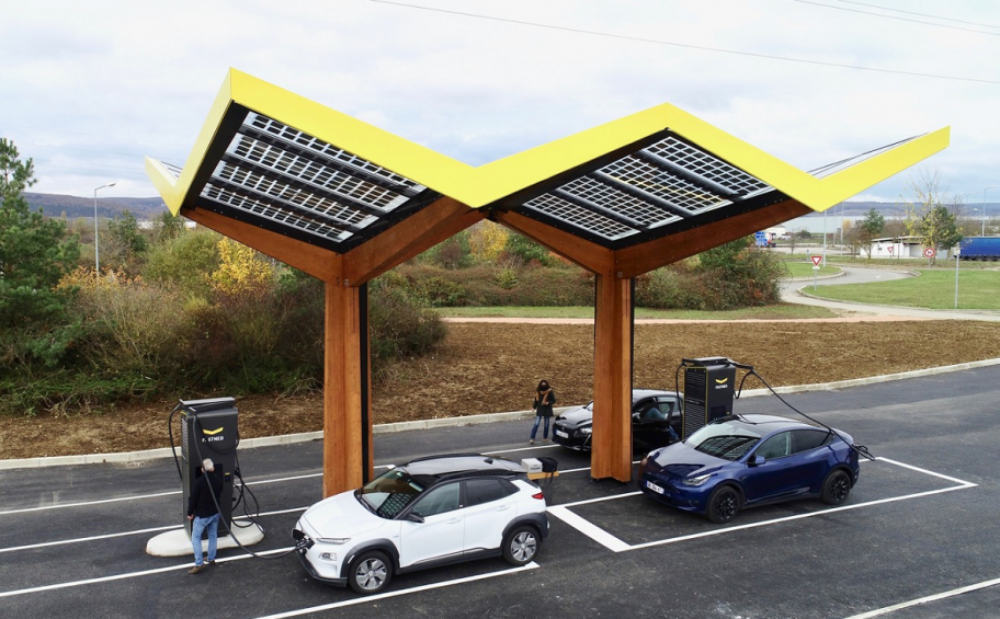 Electromobility: APRR boosts its ultra-fast charging points on major highways