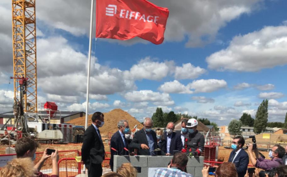 Eiffage Construction lays the first stone of an atypical school campus respectful of the environment
