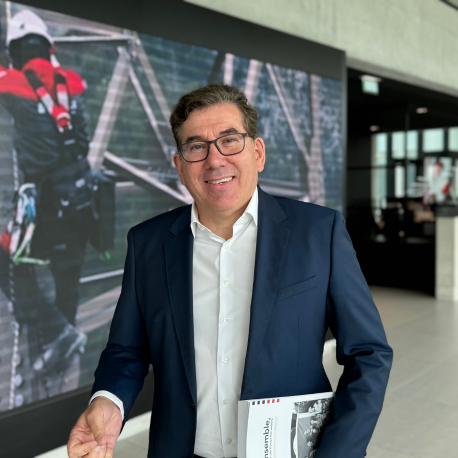 Portrait of Jean-Luc Baras, Purchasing Director of the Eiffage Group