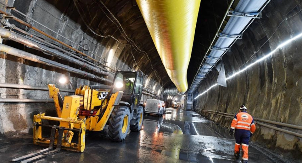 Photo des travaux du Tunnel de la ligne ferroviaire Lyon-Turin